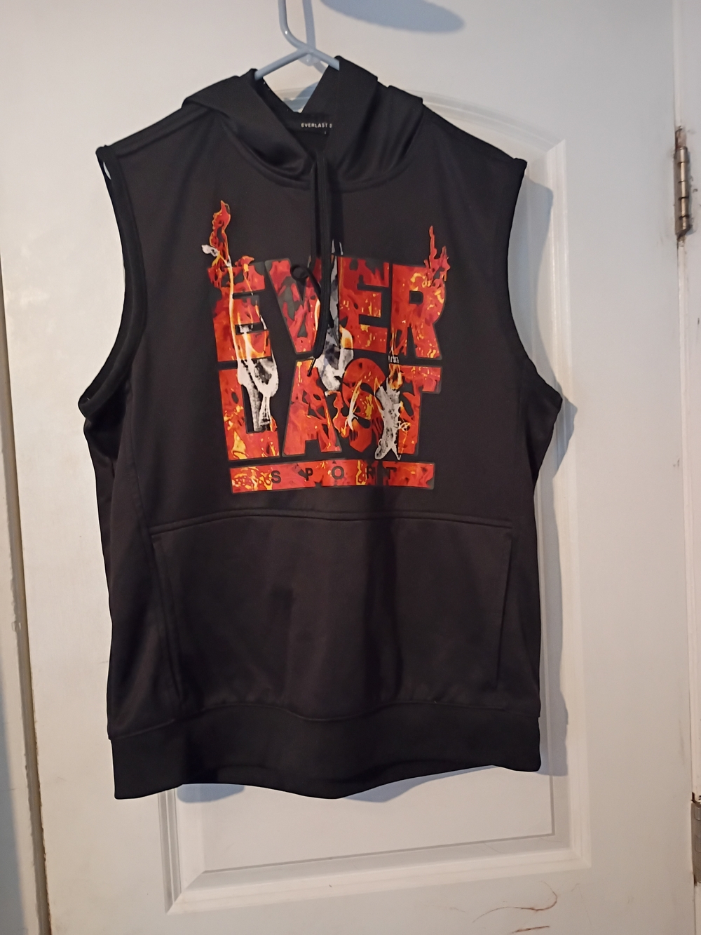 EVERLAST Sleeveless Hoodie with Flame Graphic - Black & Red